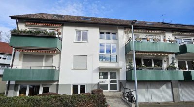 Zentrale 3-Zimmer-DG-Wohnung in Bad Krozingen