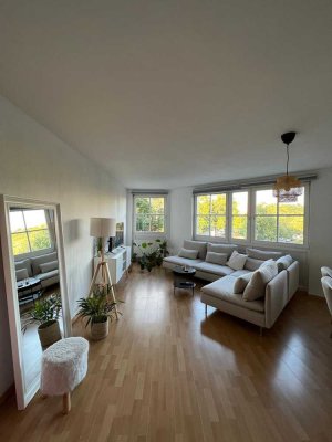 Sonnige 3-Zimmer Wohnung mit 2 Balkonen in Babelsberg zur Untermiete