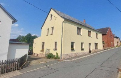 !!!großes Einfamilienhaus in Eich bei Treuen + Werkstatt + Garagen + kleines Gärtchen!!!