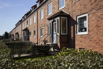 Kurzfristig anzumieten - Zwei-Zimmer-Erdgeschoss-Wohnung in Kattenturm