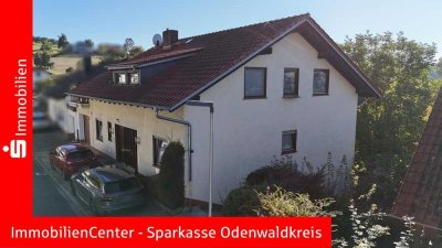Perfekt für große Familien - Großes Zweifamilienhaus in sonniger Feldrandlage