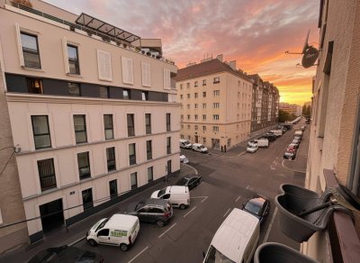 Einziehen &amp; wohlfühlen: Stilvolle 3-Zimmer-Wohnung mit Loggia