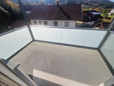 Helle 4-Zimmer-Wohnung mit Balkon im 2. OG in Weitnau
