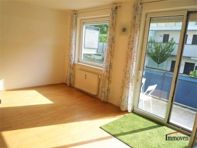 Sehr schöne 2-Zimmerwohnung mit Balkon und Garagenplatz in erhöhter Lage in Waltendorf (befristet vermietet bis 04.11.2027)