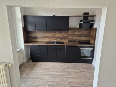 Charmante 2-Raum-Wohnung mit großzügiger Essküche und Balkon