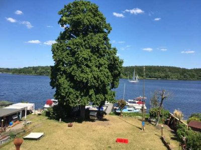 Direkte Wasserlage! Möblierte 1Z-Whg. mit traumhafter Aussicht