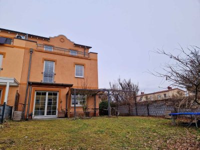 Modernes Reihenendhaus im mediterranen Stil/6 Zimmern/Küche /energieeffizient/Frankfurt-Riedberg