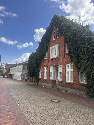 Vielseitig nutzbares Haus/Mehrfamilienhaus in Top-Citylage von Kellinghusen