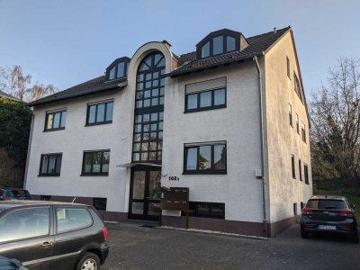 Zuhause mit 3 Zimmern und Terrasse in Bonn