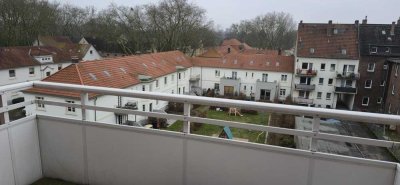 Neudorf Nähe Wedau: 68 m² ETW mit Sonnenbalkon