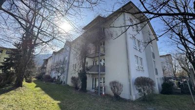 Sofort verfügbar - WG-geeignete 3-Zimmer-Wohnung in der Nähe der Pädagogischen Hochschule Freiburg!