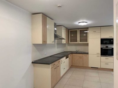 Neuwertige 2 Raum Wohnung mit Terasse und Einbauküche in Leinfelden-Echterdingen