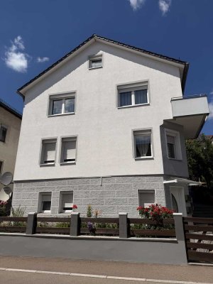 Privatverkauf: Großzügiges 2-Familienhaus mit Einliegerwohnung in zentraler Stadtlage von Heidenheim