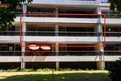 Exklusive Seeblick-Wohnung mit Luxusausstattung in Krefeld-Bockum