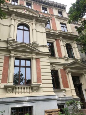 exklusive 5-Raumwohnung nach Sanierung - Wohnen im beliebten Mühlenwegviertel