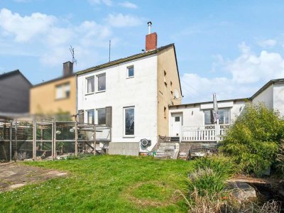 Charmante modernisierungsbedürftige Doppelhaushälfte in Leverkusen-Bürrig