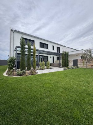 Exklusives Einfamilienhaus – energieeffizient, modern & luxuriös - Provisionsfrei