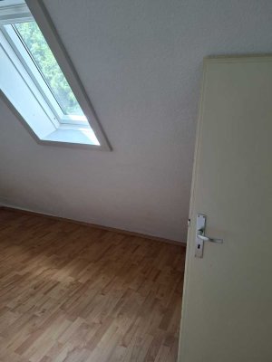 Süße 3-Zimmer-Wohnung im Dachgeschoss, Bielefeld-Großdornberg