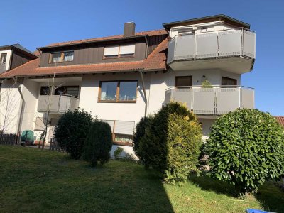 Zentrale neu renovierte 3,5-Zimmer-EG-Wohnung mit Garten