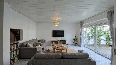 Schuch Immobilien - Kleines Hinterhaus im Ortskern Hechtsheim