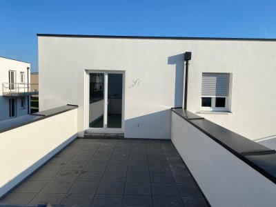 Dachterrasse mit Weitblick inkl. Stellplatz und Komplettküche