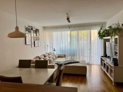 Neuwertige 4-Raum-Wohnung mit Balkon in Ulm
