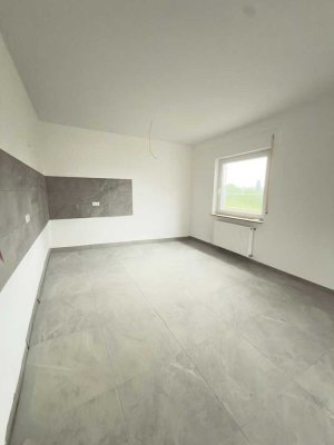 Sanierte Wohnung (80 m²) mit großer Wohnküche & 2 Schlafzimmern