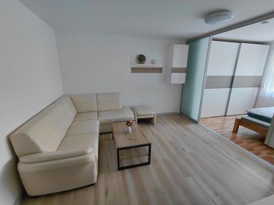 Provisionsfreie Vollmöblierte 1,5-Zimmer Wohnung 48m²