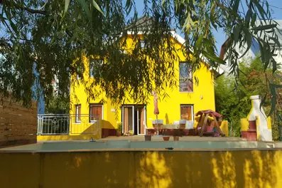Wien, 14.: 2-Zi.-Terr.Wo. U3 direkt Fußbodenhzg Einbaukü. o. Ablöse