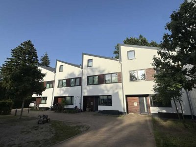 Erstbezug nach Sanierung: Modernes 5-Zimmer-Reihenhaus mit Garten in HH-Rahlstedt