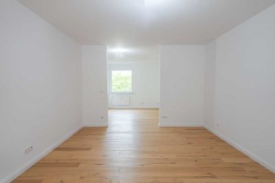 Zeitlose Eleganz: Sanierte 4-Raum-Wohnung mit durchdachtem Grundriss & Balkon in Meerbusch-Büderich