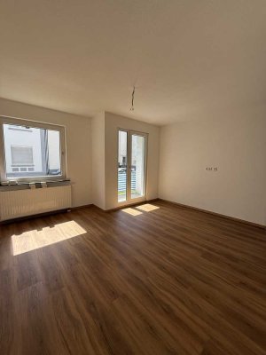 Helle, sanierte Wohnung!