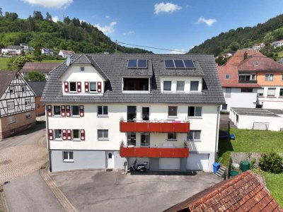 Großzügige Erdgeschosswohnung mit Blick ins Neckartal – stilvoll wohnen im kernsaniertem Altbau