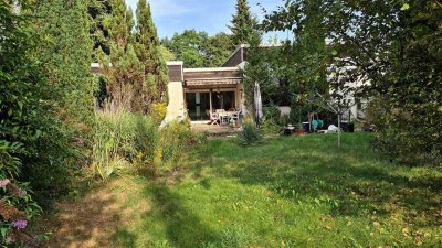 Eingewachsener Bungalow in München Perlach