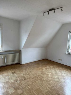 3-Zimmer Wohnung in zentraler Lage in Friedberg ab sofort zu vermieten!