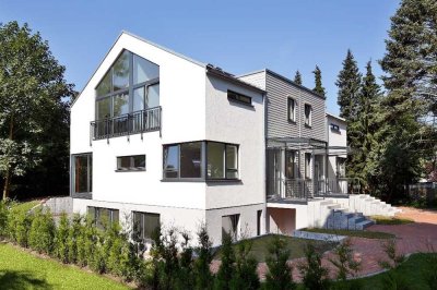 Hochwertige Doppelhaushälfte in ruhiger, grüner Lage