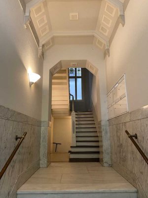 Attraktive Altbau-Wohnung in Top-Lage von Privat