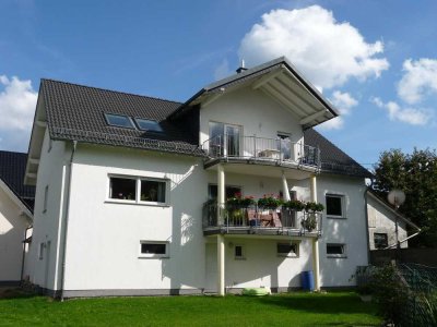 Schlangenbad-Hausen -Sehr schöne 3-Zimmer-Wohnung + EBK mit Panoramablick ins Grüne