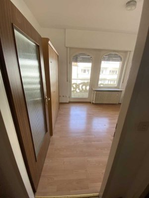 Stilvolle 1-Raum-Apartment möbliert mit EBK und Balkon in Mannheim