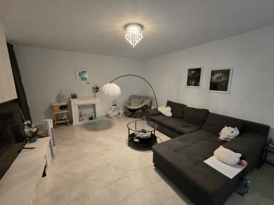 Exklusive 3-Raum-Hochparterre-Wohnung mit Balkon in Bonn
