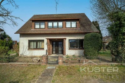 KÜSTER IMMOBILIEN präsentiert: Ein/Zweifamilienhaus mit großem Grundstück in Eystrup