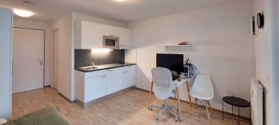 Helle 1-Zi-Wohnung mit Garage,  Balkon, Einbauküche in Leinfelden-Echterdingen