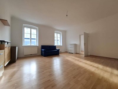 GROßZÜGIGE MIETWOHNUNG IN ATTRAKTIVER LAGE - STEYRDORF