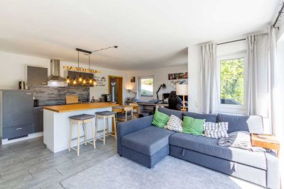 Moderne Einliegerwohnung für Singles in exklusiver Lage