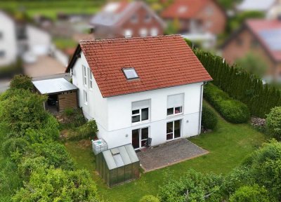 Ruhiges Zuhause im Grünen - Einfamilienhaus Blomberg OT Eschenbruch