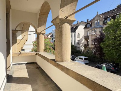 Großzügige 4-Zimmer-Altbauwohnung mit Balkon und Loggia – ca. 132 m², ideal für WG