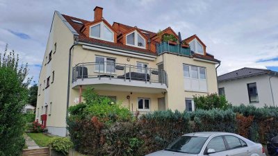 TOP LAGE!  GROSSE 2. ZI. EG.- WOHNUNG MIT GARTEN, EBK., TG. STELLPLATZ