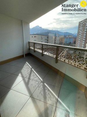 Exklusive und moderne 3-Zimmer-Wohnung mit Panoramablick, Balkon und TG-Platz