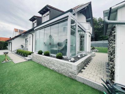 Gepflegtes Einfamilienhaus mit Doppelgarage und Kaltwintergarten in Ulm-Donaustetten