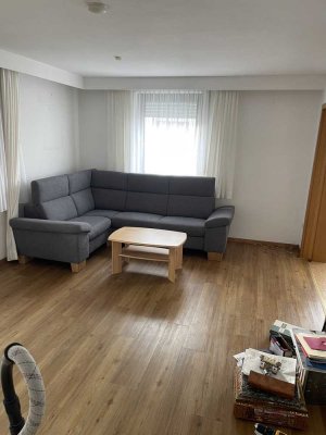 Geräumiges 6-Zimmer-Haus mit Garage in Rot an der Rot